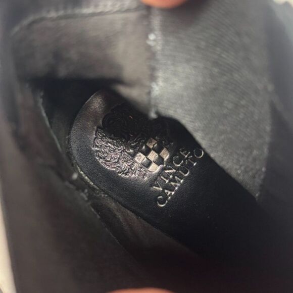 Vince Camuto Basila Studded Leather Ankle Boots Booties Womens Designer Western - Picture 11 of 12